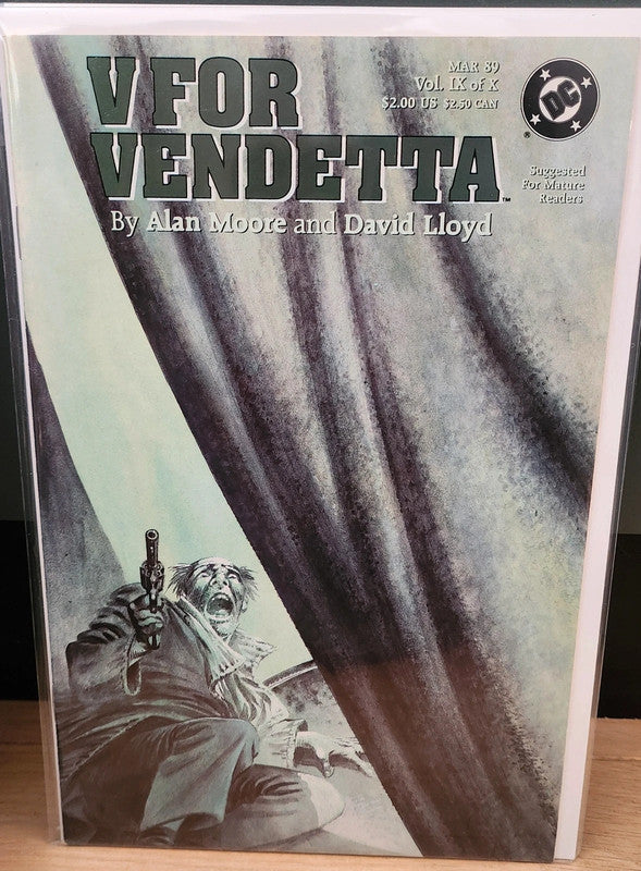 V for Vendetta #1-10 full run - French Comics Lovers